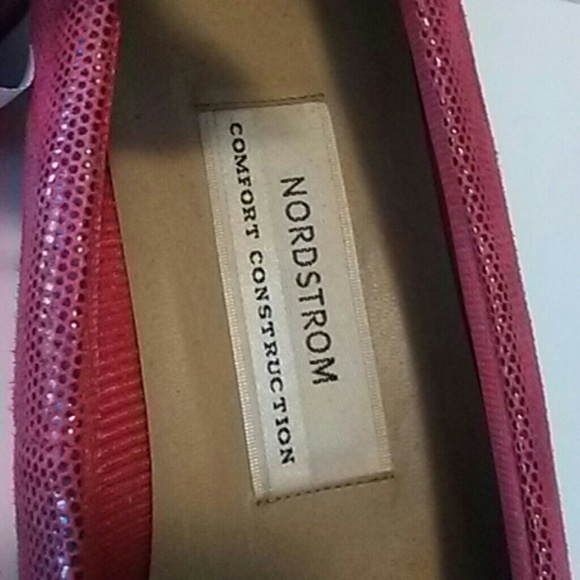 Red Nordstroms leather shoe low heel - Picture 2 of 6